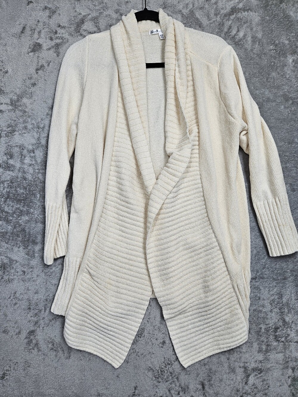 Seven7 Women's Open Front Cardigan Sweater. Size Medium, Super Soft. Cream Color